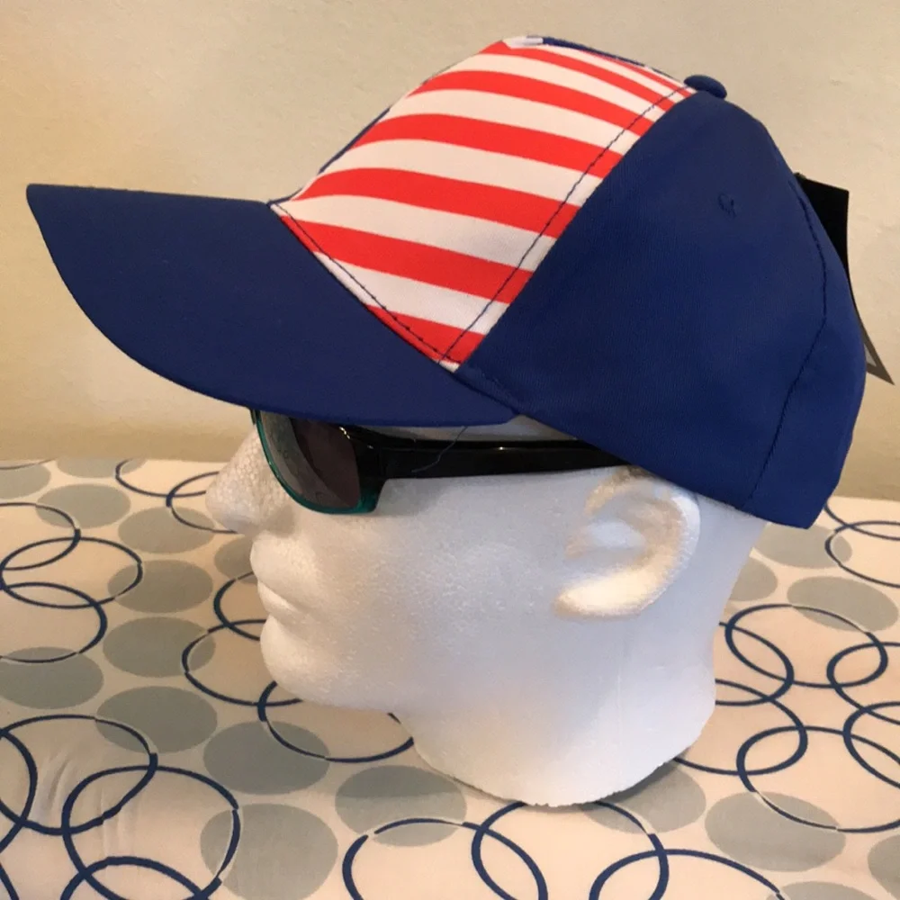 Disney Cap - Picture 2 of 12